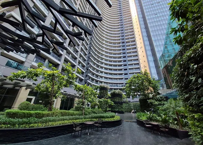 2Br Penthouse Stay In Makati Philippines, Sunset & Ocean Views, 55 Tv, Free Pool & Sauna, Direct Mall Access Apartamento