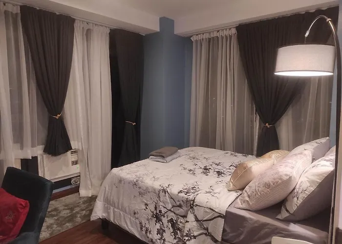 Apartamento 2Br Penthouse Stay In Makati Philippines, Sunset & Ocean Views, 55 Tv, Free Pool & Sauna, Direct Mall Access *