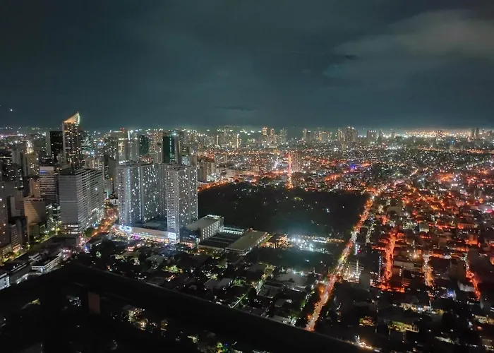 Apartamento 2Br Penthouse Stay In Makati Philippines, Sunset & Ocean Views, 55 Tv, Free Pool & Sauna, Direct Mall Access Manila