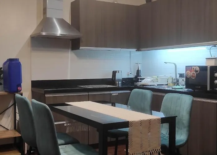 2Br Penthouse Stay In Makati Philippines, Sunset & Ocean Views, 55 Tv, Free Pool & Sauna, Direct Mall Access Apartamento