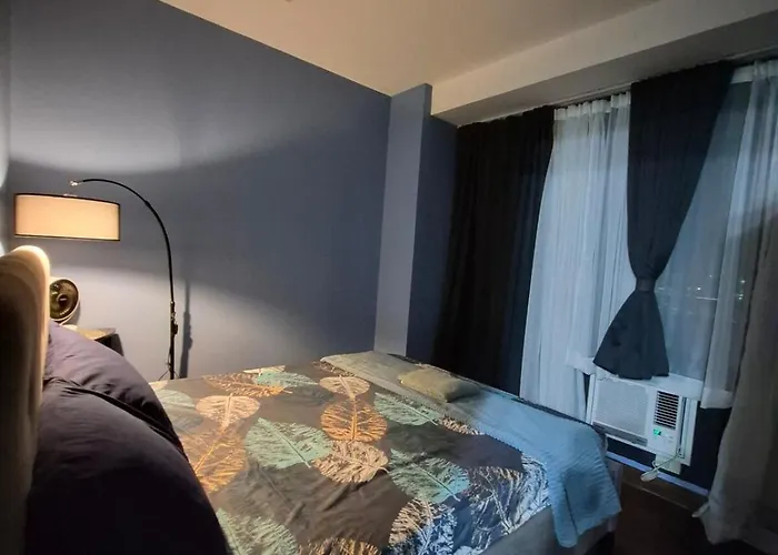 2Br Penthouse Stay In Makati Philippines, Sunset & Ocean Views, 55 Tv, Free Pool & Sauna, Direct Mall Access Apartamento Manila