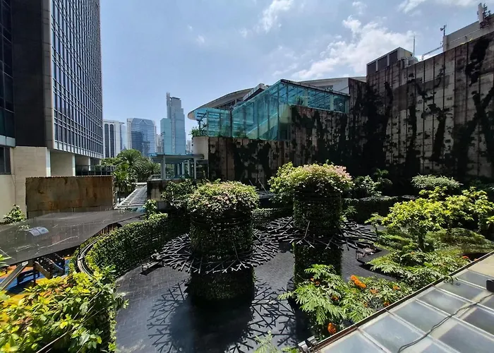 2Br Penthouse Stay In Makati Philippines, Sunset & Ocean Views, 55 Tv, Free Pool & Sauna, Direct Mall Access * Manila