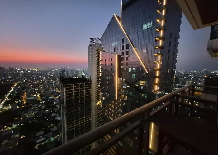 Apartamento 2Br Penthouse Stay In Makati Philippines, Sunset & Ocean Views, 55 Tv, Free Pool & Sauna, Direct Mall Access *