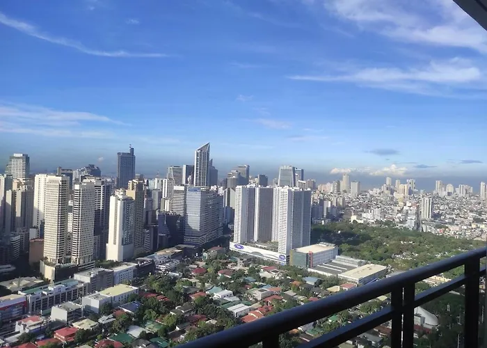 2Br Penthouse Stay In Makati Philippines, Sunset & Ocean Views, 55 Tv, Free Pool & Sauna, Direct Mall Access *