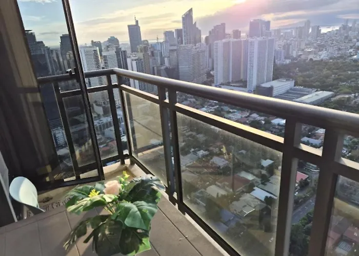 Apartamento 2Br Penthouse Stay In Makati Philippines, Sunset & Ocean Views, 55 Tv, Free Pool & Sauna, Direct Mall Access *