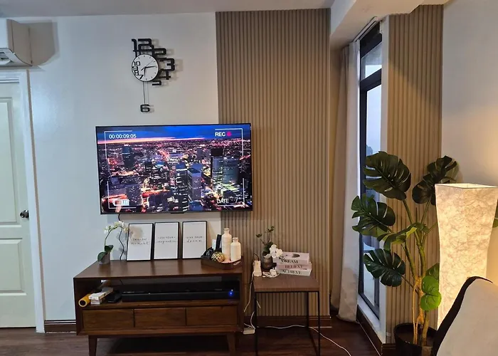 Apartamento 2Br Penthouse Stay In Makati Philippines, Sunset & Ocean Views, 55 Tv, Free Pool & Sauna, Direct Mall Access